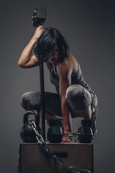 Sporty brunette woman posing — Stock Photo, Image