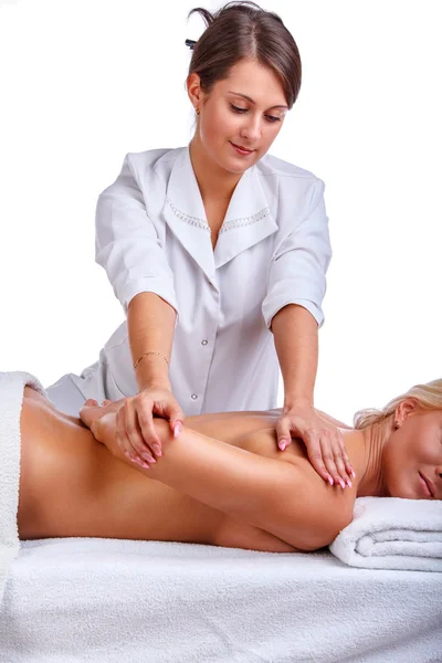 Женщине нравится массаж спины — стоковое фото