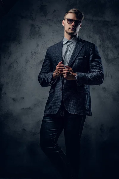 Male in a suit and sunglasses — Stock Photo, Image