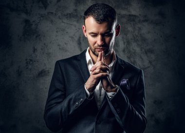 Şık erkek takım elbise