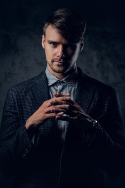 Şık erkek takım elbise