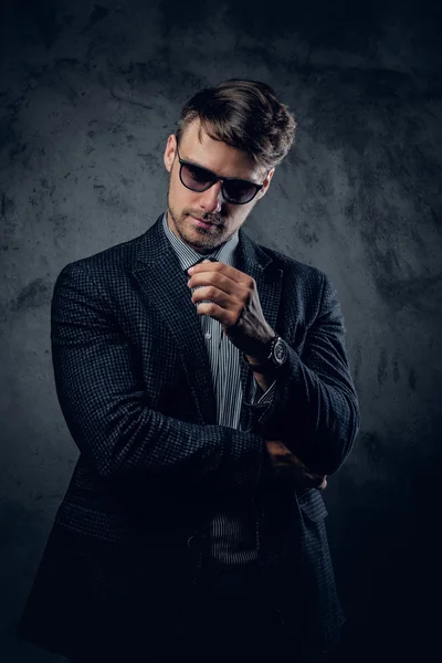 Male in a suit and sunglasses — Stock Photo, Image