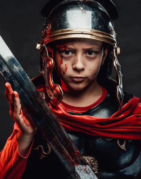 A boy in the form of a soldier of the Roman Empire — Stock Photo, Image