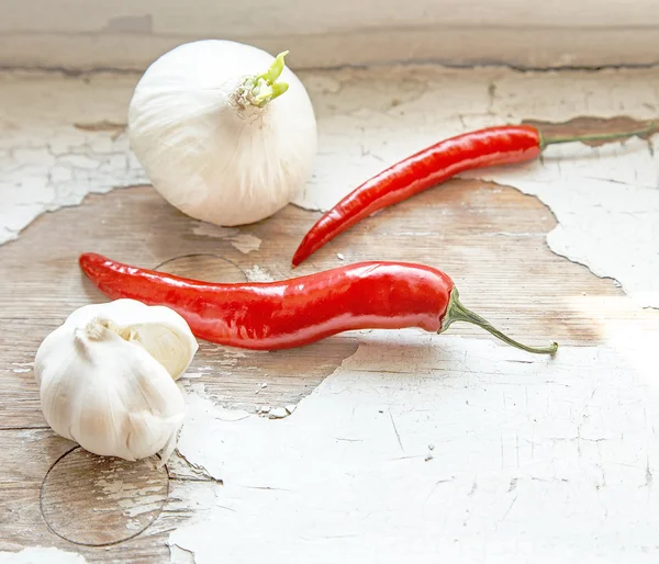 Červené chilli pepř a česnek — Stock fotografie