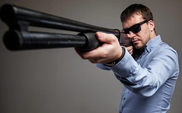 Gangster with shoot-gun — Stock Photo, Image