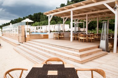 Teras açık havada dinlenmek için.