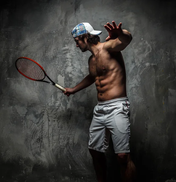 Tennista maschio con racchetta . — Foto Stock