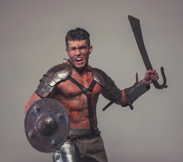 Gladiator in Angriffsposition — Stockfoto