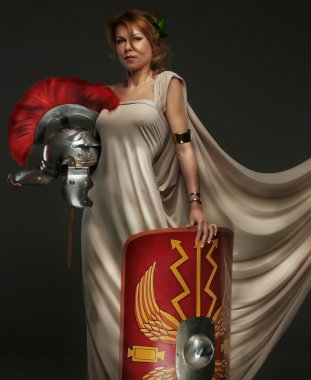 Roma giyimli kadın 