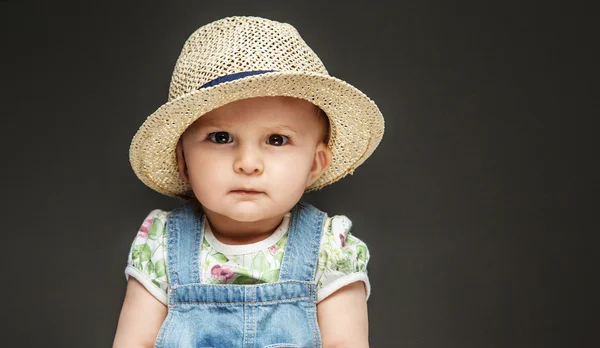 美しい小さな赤ちゃん女の子 — ストック写真