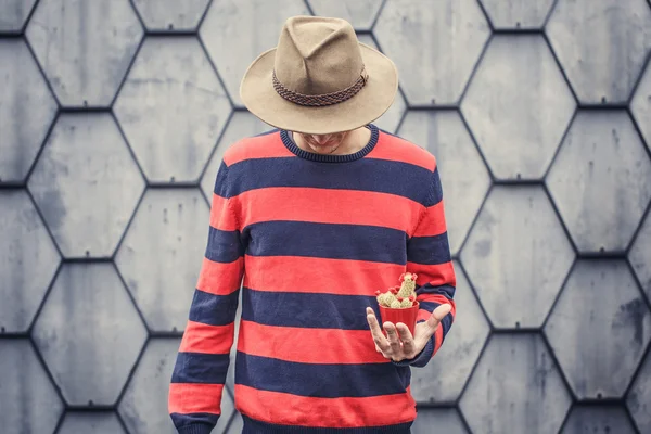 Man in stripes sweater — Stockfoto