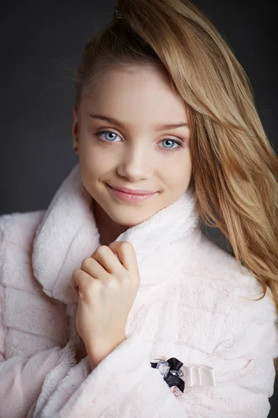 Portrait of happy blond  little girl. — Stock Photo, Image