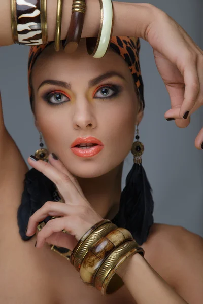 Portrait of woman with exotic make up. — Stock Photo, Image