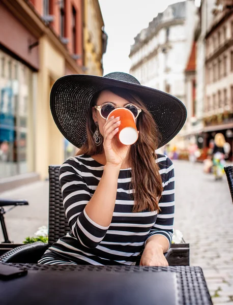 Cappello donna in estate — Foto Stock