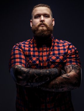 Adam sakal ve tattooes.