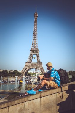 Turist adam yaz giyim