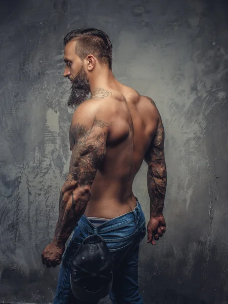 Shirtless muscular guy from back. — Stock Photo, Image