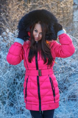 Esmer kadın portresi