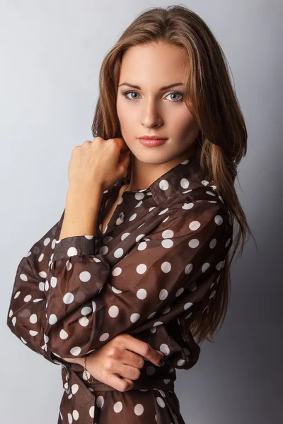 Retrato de mujer morena — Foto de Stock