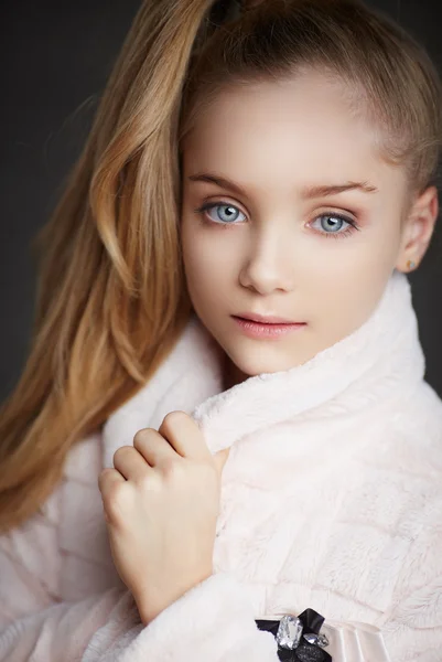 Portrait of cute blond girl. — Stock Photo, Image