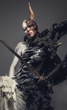 Şeytan kadın portresi.