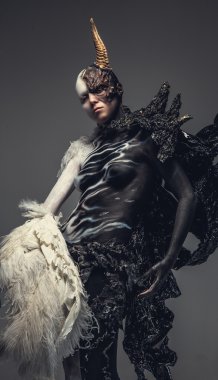 Şeytan kadın portresi.