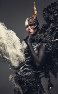 Şeytan kadın portresi.