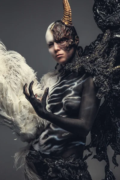 Şeytan kadın portresi.