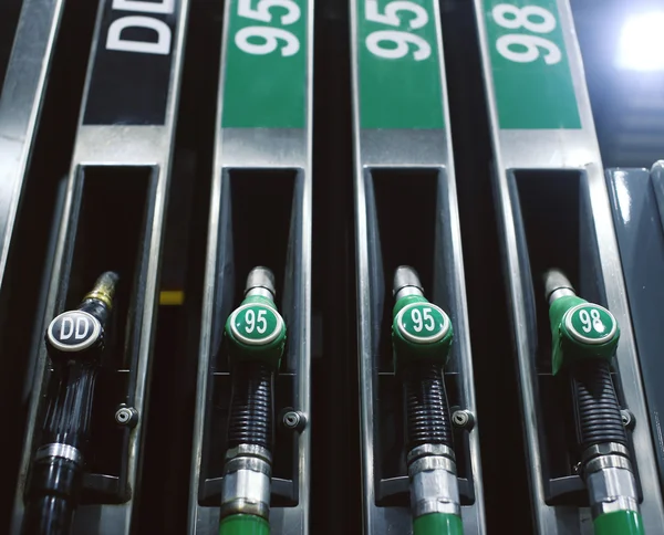 Zöld üzemanyag pisztoly — Stock Fotó