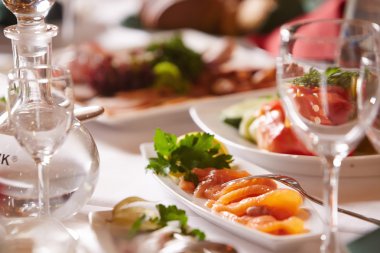 Farklı yemekler ve aperatifler