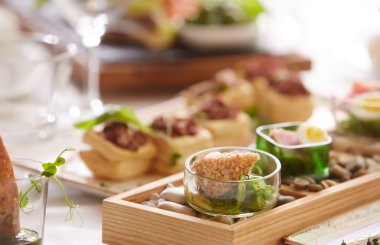 Farklı yemekler ve aperatifler