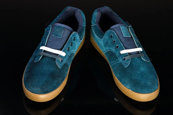 Dark blue velvet man 's shoe — стоковое фото
