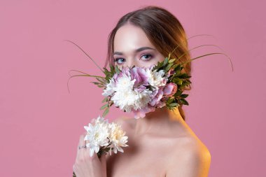 Mesafenizi koruyun ve ilkbaharda koruma kullanın.,