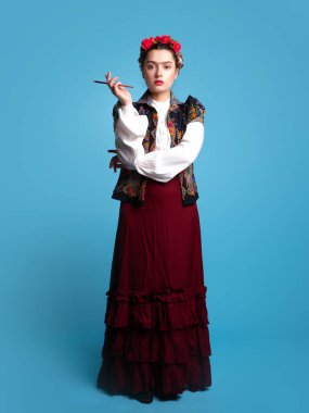 Kendini yarat, elinde fırça olan bir sanatçı, bir sanat konsepti.