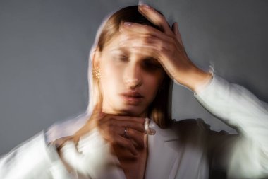 Kişiliğin çok yönlülüğü karmaşık bir zihniyettir, bir kavramdır..