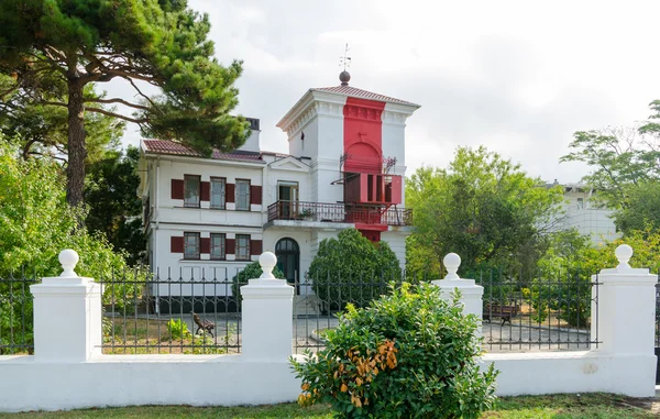 Gelendjik oude vuurtoren — Stockfoto