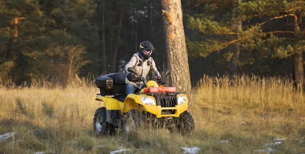 Manévrování Offroad Atv — Stock fotografie