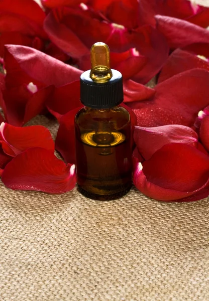 Produkty róża oleju — Zdjęcie stockowe