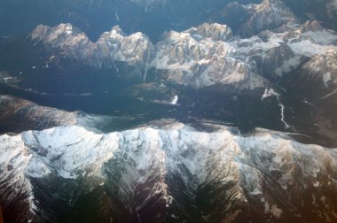 Üstten Görünüm, karla kaplı dağlar