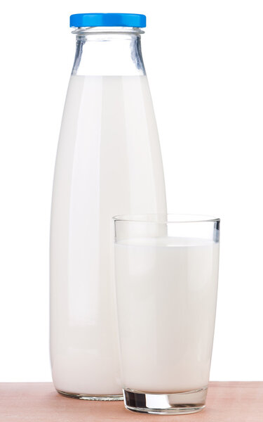 Бутылка молока и стекла
