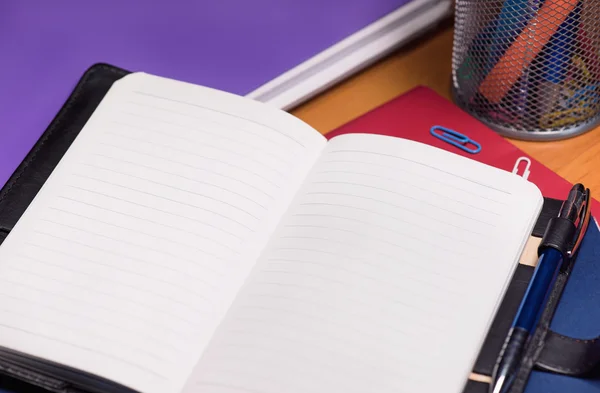 Empty white note book — Stock Photo, Image