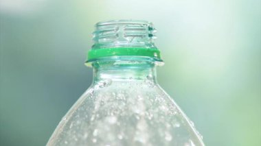 Taze serin maden suyu