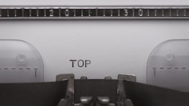 Typing text on typewriter — Stock Video