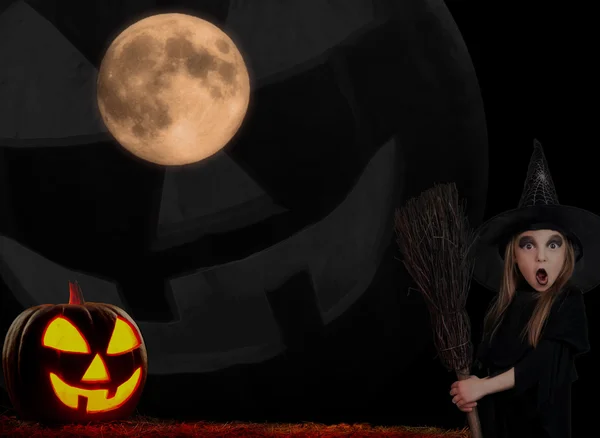 Ребенок в костюме Хэллоуина — стоковое фото