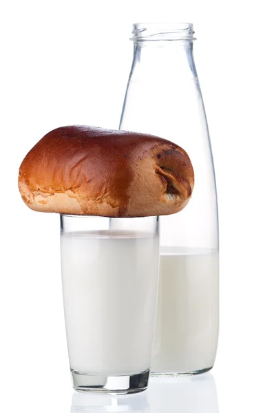 Eine Flasche Milch — Stockfoto