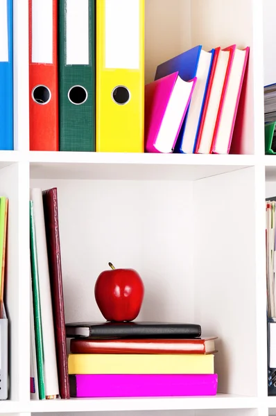 File folders on the shelves — Stock Photo, Image