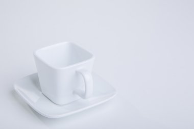 Boş beyaz çay fincanı