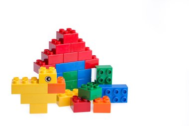 plastik yapı taşları