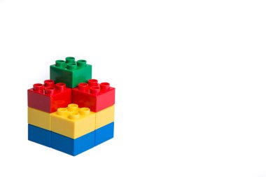 plastik yapı taşları