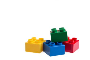 plastik yapı taşları